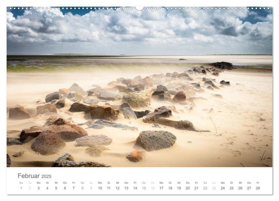 Nordfriesische Inselwelt - Bunte Watt- und Wolkenlandschaften (CALVENDO Wandkalender 2025)