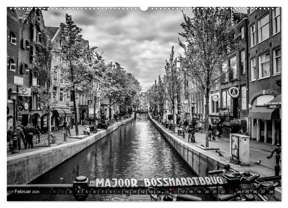 AMSTERDAM Stadtherz in Monochrom (CALVENDO Premium Wandkalender 2025)