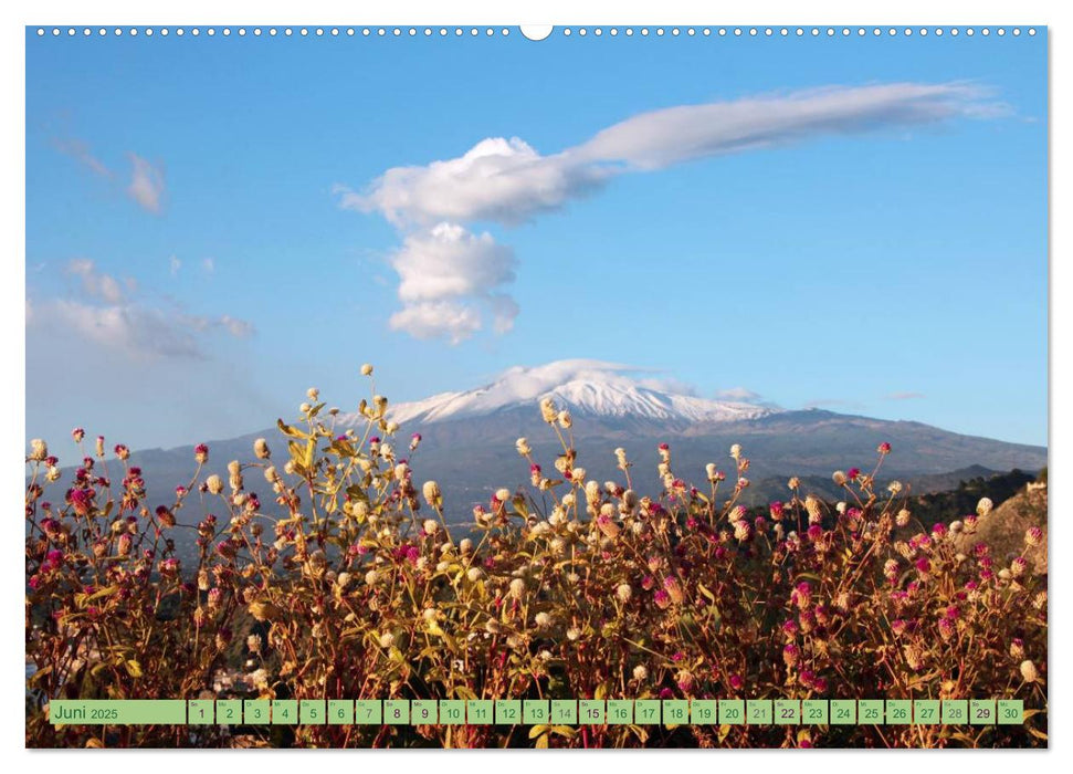 Taormina, die Stadt mit Blick auf den Ätna (CALVENDO Premium Wandkalender 2025)