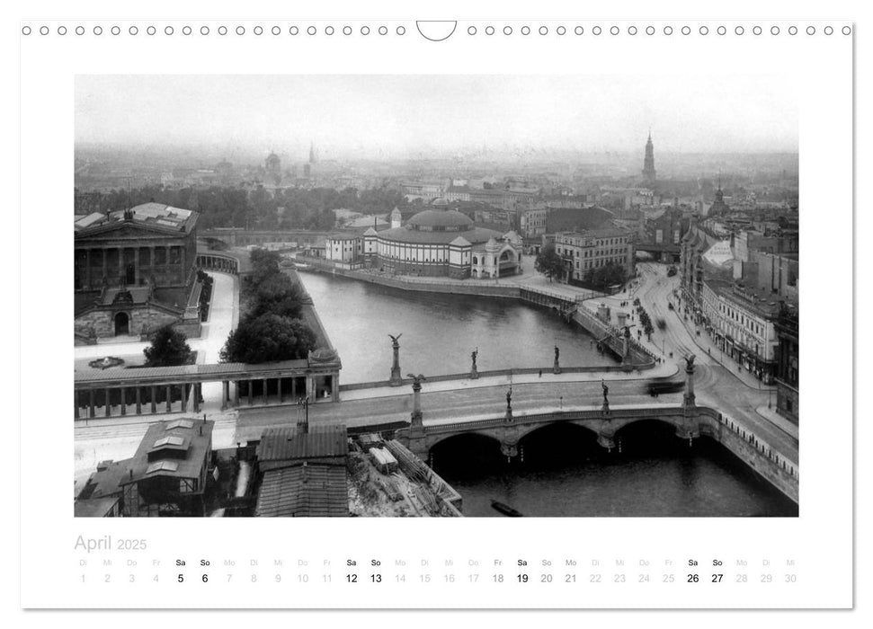 Am Spreeufer - Berliner Architektur (CALVENDO Wandkalender 2025)