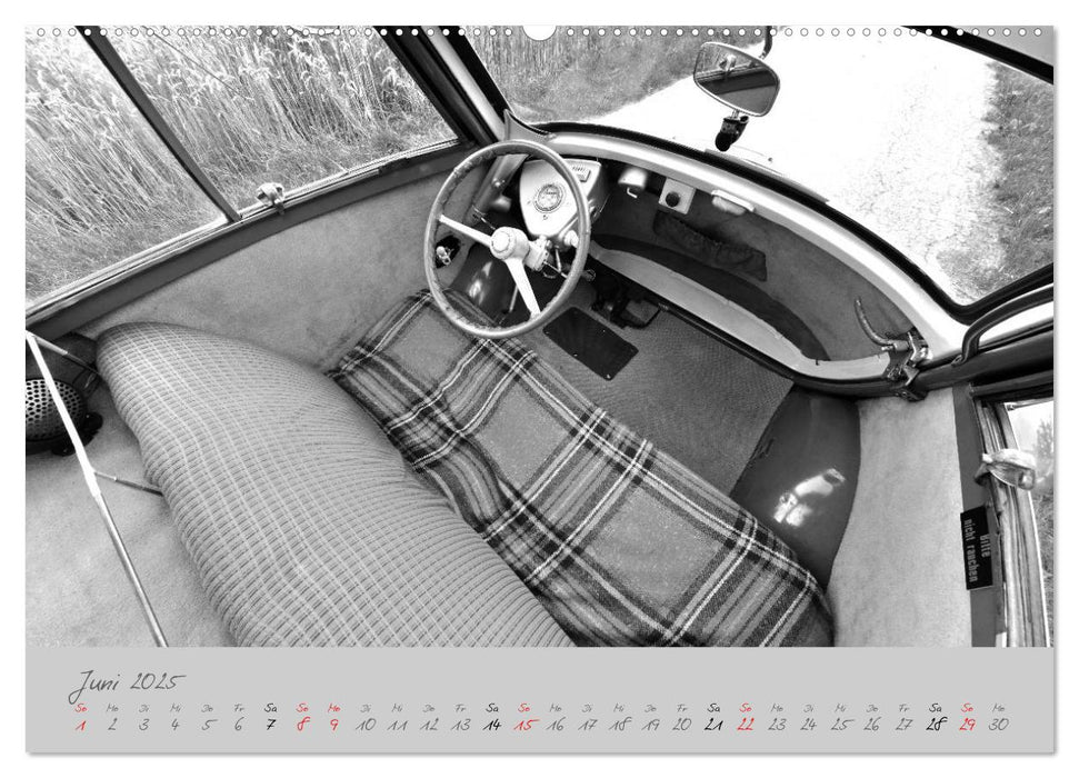 BMW Isetta 300 in schwarzweiß (CALVENDO Premium Wandkalender 2025)