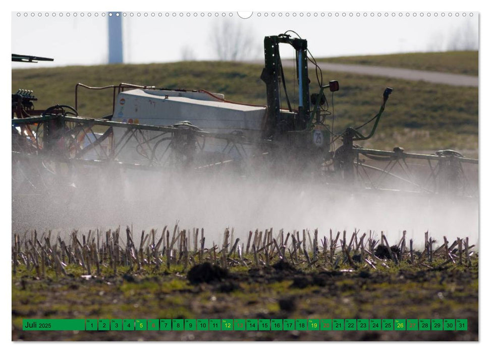 Landwirtschaft - Maschinen im Einsatz (CALVENDO Premium Wandkalender 2025)