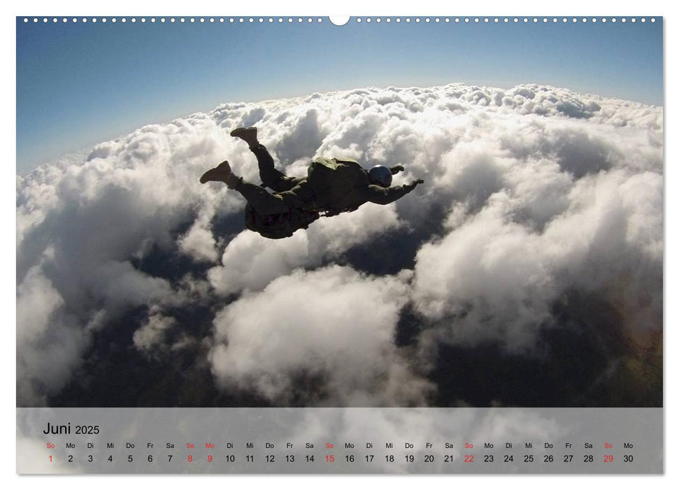 Fallschirmspringer. Absprung der U.S. Navy Seals (CALVENDO Premium Wandkalender 2025)