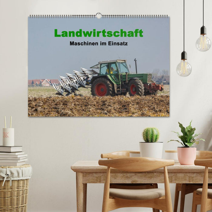 Landwirtschaft - Maschinen im Einsatz (CALVENDO Wandkalender 2025)