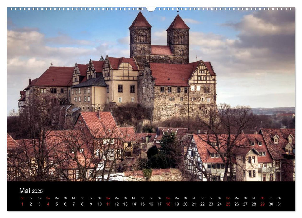 Fachwerk - wie aus einer anderen Zeit (CALVENDO Premium Wandkalender 2025)