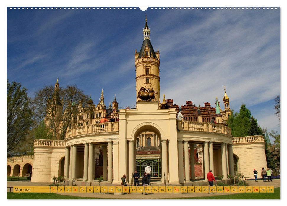 Schloss Impressionen - Residenz- und Landeshauptstadt Schwerin (CALVENDO Premium Wandkalender 2025)