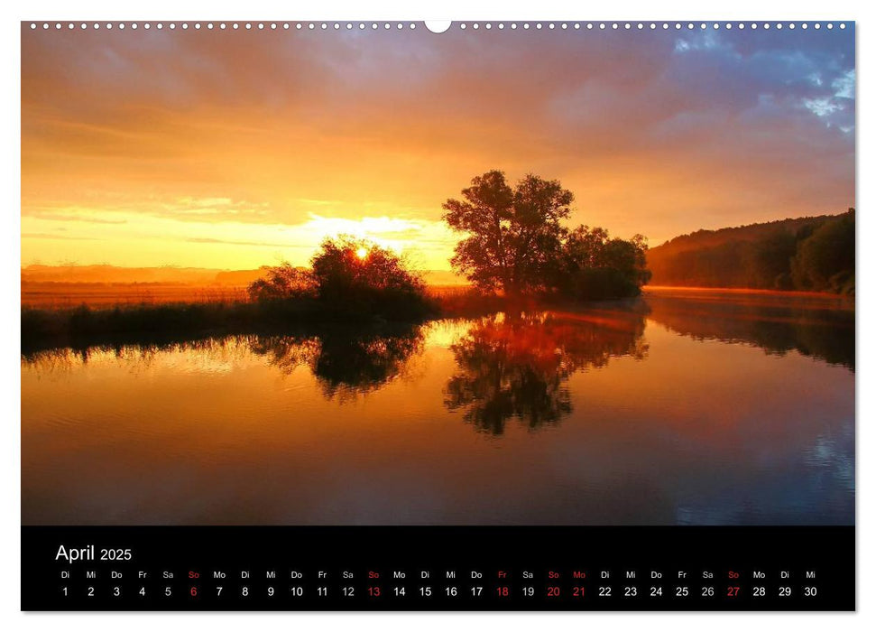 Mystische Momente - Nebelstimmungen an der Ruhr (CALVENDO Wandkalender 2025)