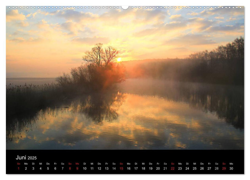 Mystische Momente - Nebelstimmungen an der Ruhr (CALVENDO Wandkalender 2025)