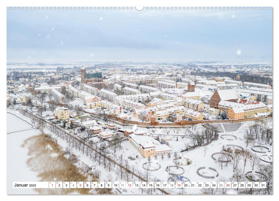 Prenzlau - im Wandel der Jahreszeiten (CALVENDO Wandkalender 2025)