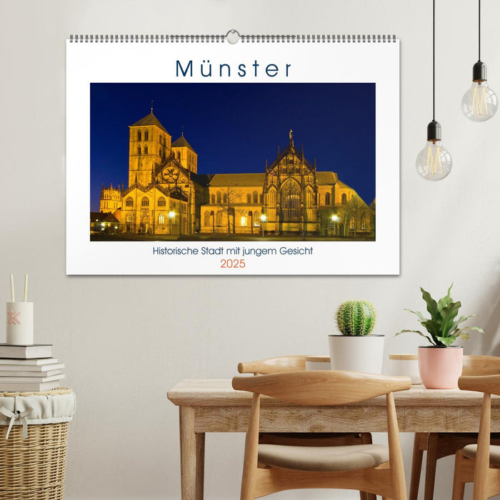 Münster - Historische Stadt mit jungem Gesicht (CALVENDO Wandkalender 2025)