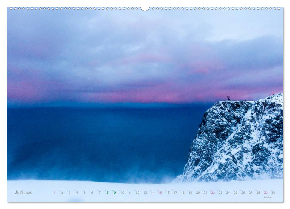 Hurtigruten im Winter - Hunting the light (CALVENDO Premium Wandkalender 2025)