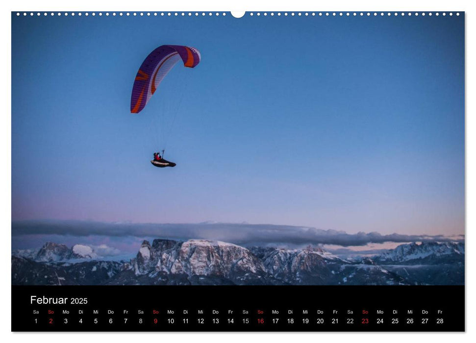 Paragliding - zwischen Himmel und Erde (CALVENDO Wandkalender 2025)