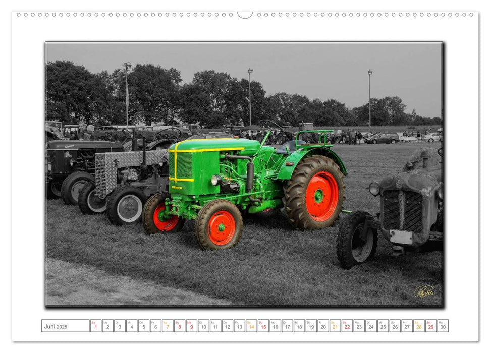 Oldtimer - nostalgische Trecker (CALVENDO Premium Wandkalender 2025)