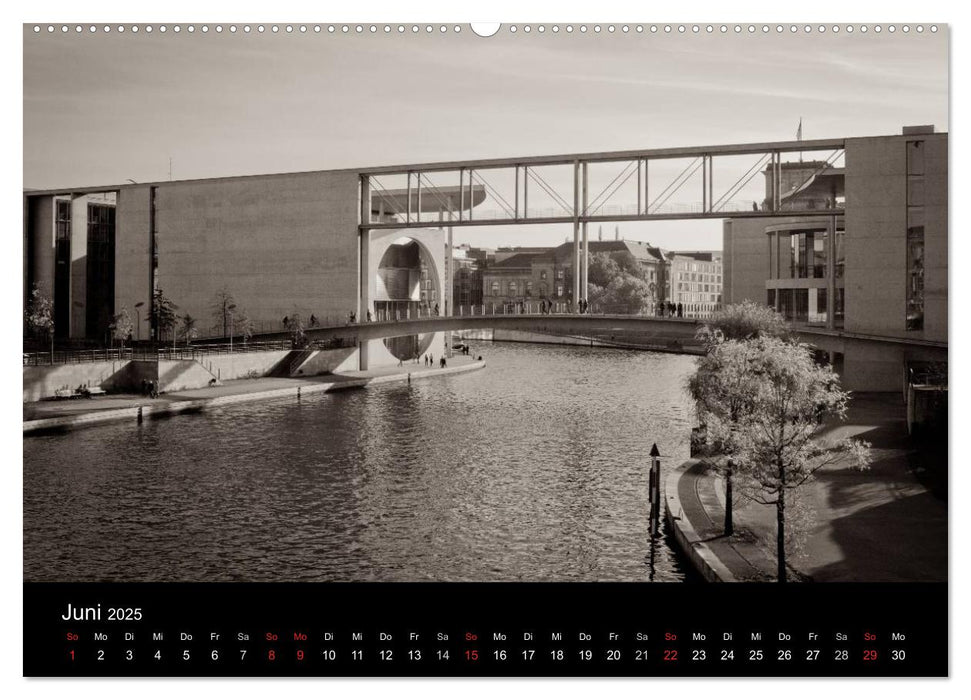 Berlin in Sepia (CALVENDO Premium Wandkalender 2025)