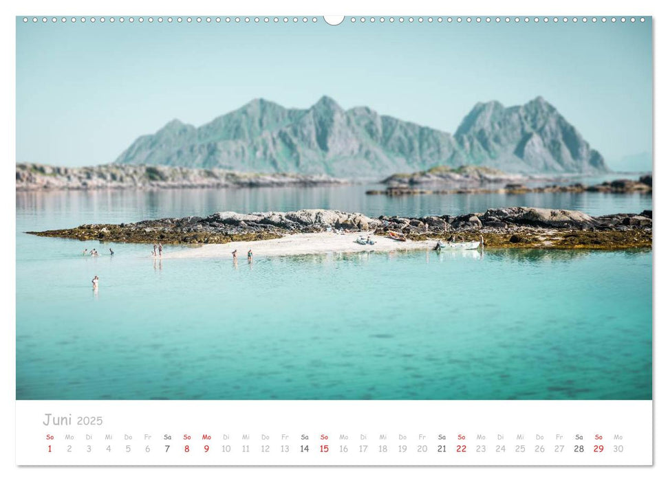 Norwegische Berg- und Fjordlandschaften (CALVENDO Premium Wandkalender 2025)