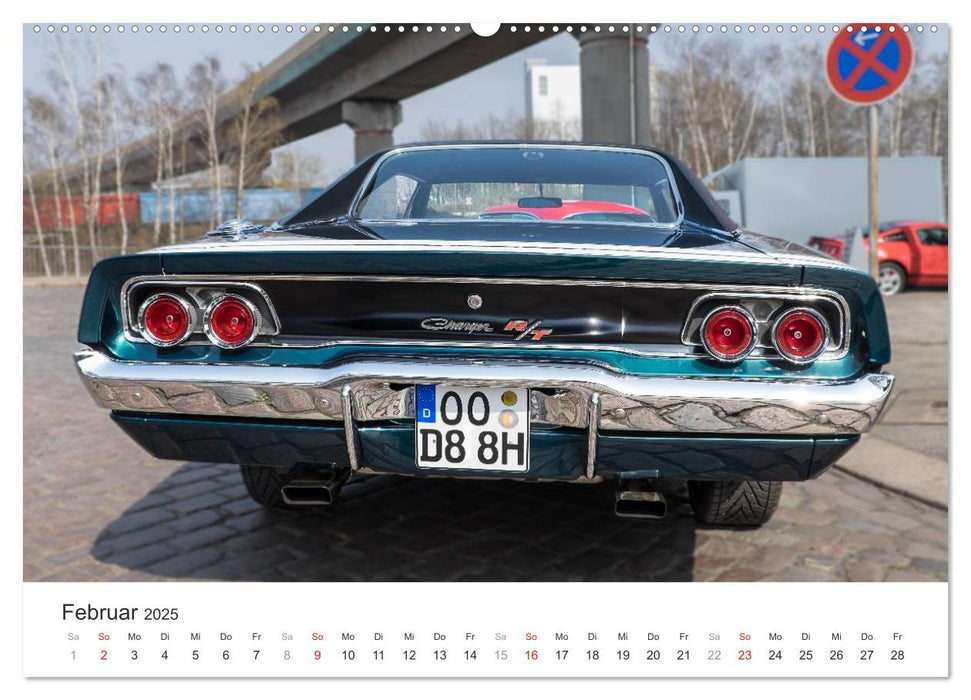 Amerikanische Oldtimer - Vintage US Cars auf Hamburgs Straßen (CALVENDO Premium Wandkalender 2025)