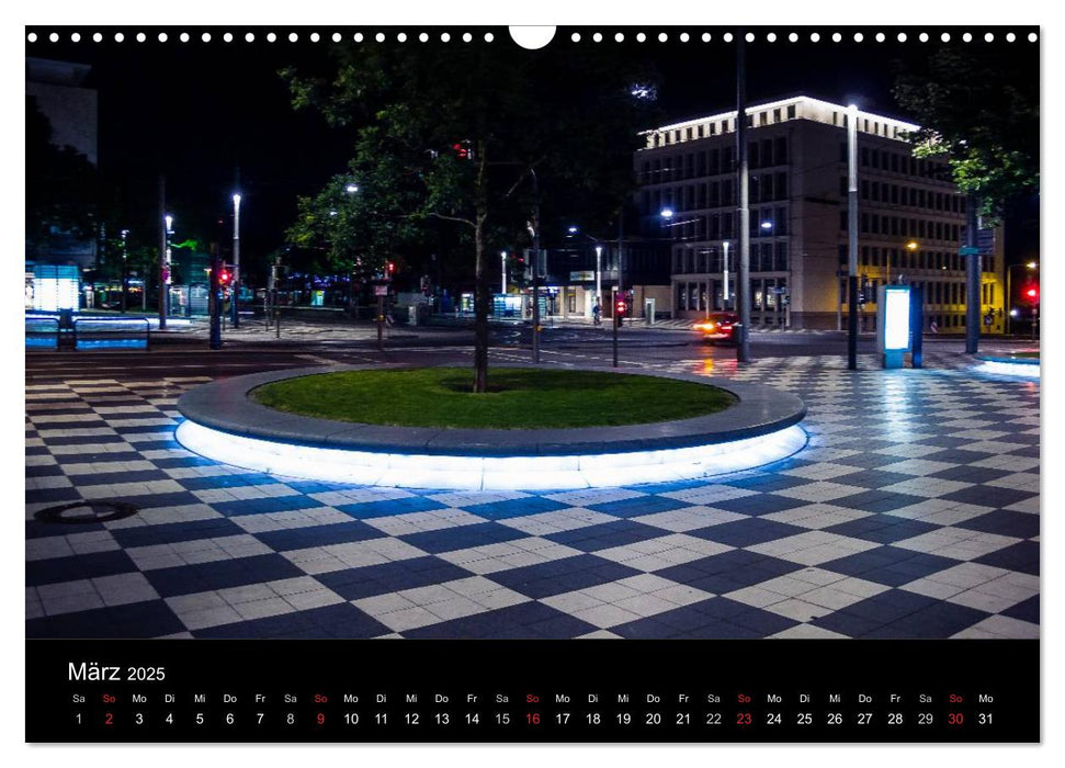 Nachts in Kassel (CALVENDO Wandkalender 2025)