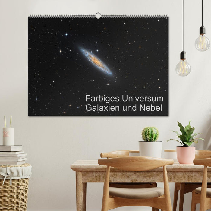 Farbiges Universum Galaxien und Nebel (CALVENDO Wandkalender 2025)