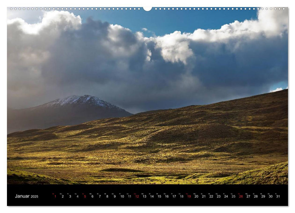 SCHOTTLAND - A ROMANCE (CALVENDO Premium Wandkalender 2025)