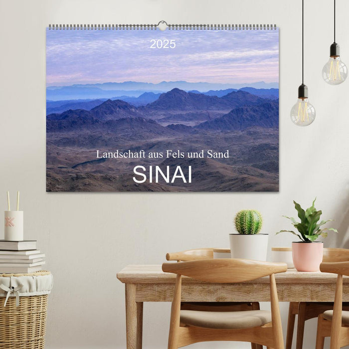 Sinai - Landschaft aus Fels und Sand (CALVENDO Wandkalender 2025)