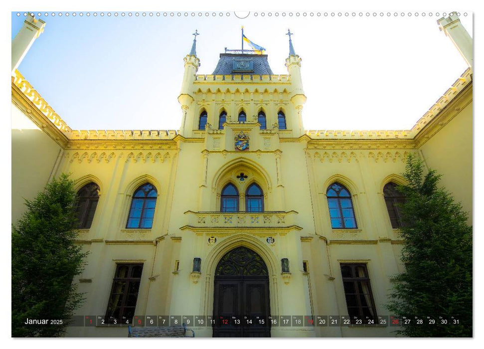 Schloss Evenburg - Neuschwanstein Ostfrieslands (CALVENDO Premium Wandkalender 2025)