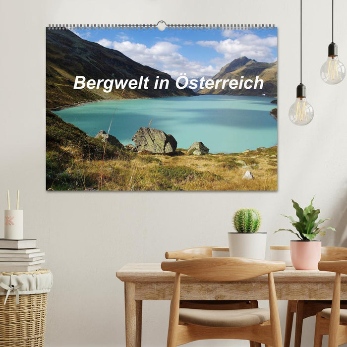 Bergwelt in Österreich (CALVENDO Wandkalender 2025)