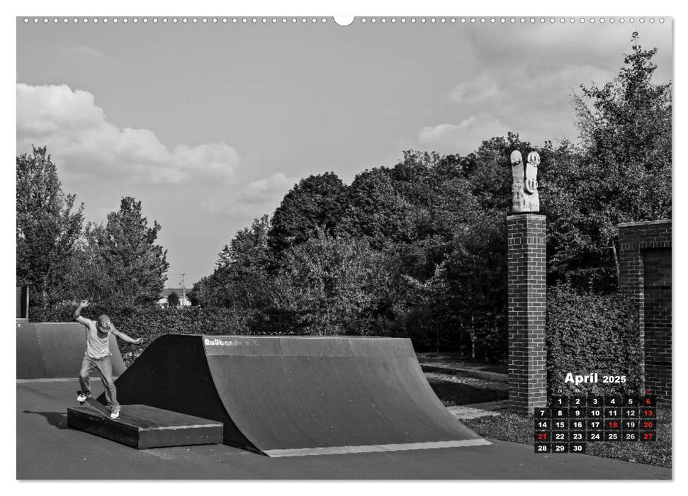Auf dem Skateboard (CALVENDO Premium Wandkalender 2025)