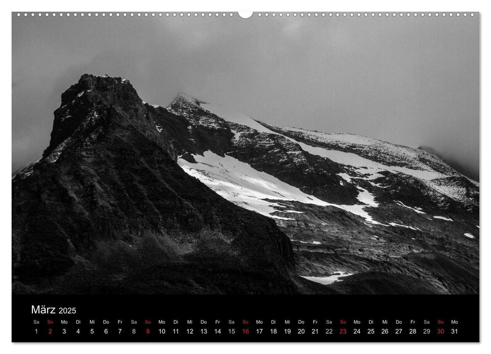 BERGE IN SCHWARZ WEISS (CALVENDO Premium Wandkalender 2025)