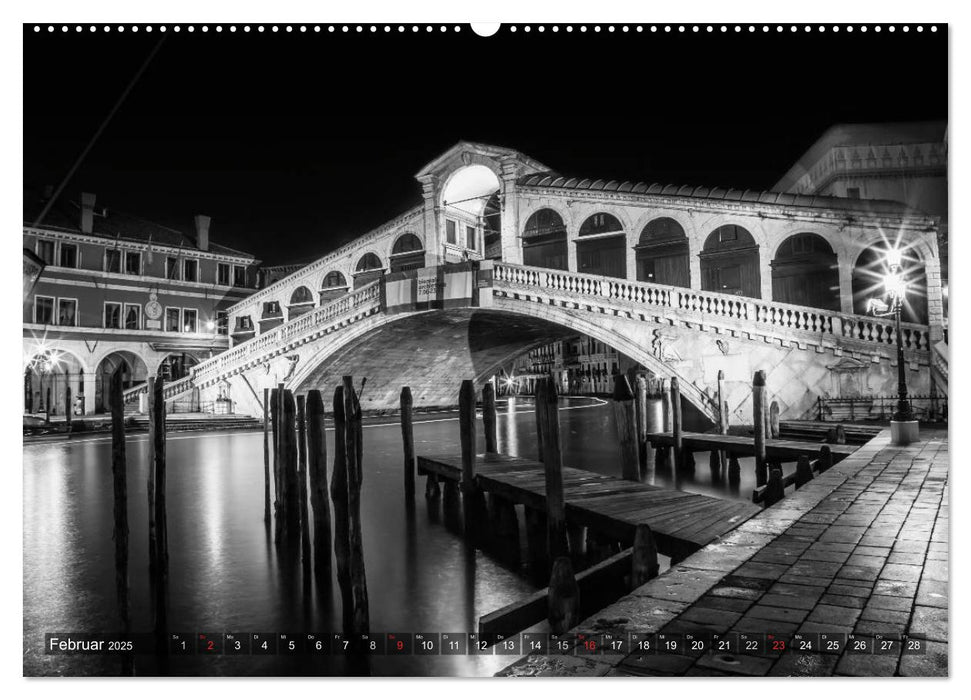 Leuchtendes Venedig …in monochrom (CALVENDO Premium Wandkalender 2025)