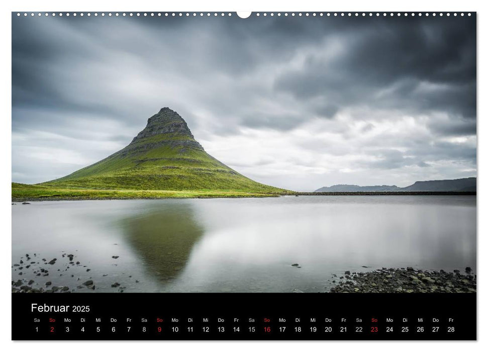 Island Impressionen von Armin Fuchs (CALVENDO Premium Wandkalender 2025)