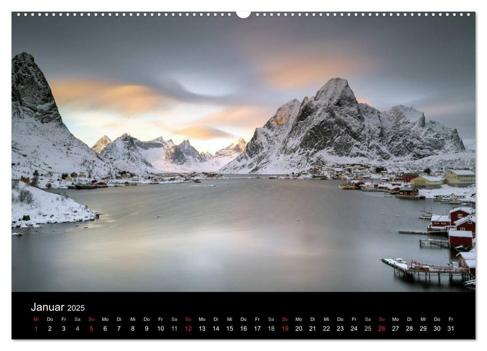 Im Licht der Lofoten (CALVENDO Premium Wandkalender 2025)