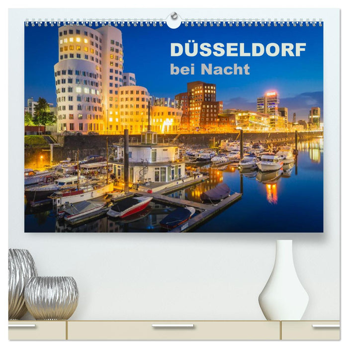 Düsseldorf bei Nacht (CALVENDO Premium Wandkalender 2025)