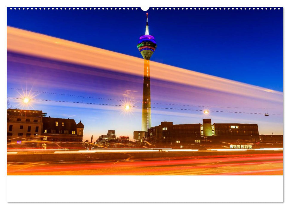 Düsseldorf bei Nacht (CALVENDO Premium Wandkalender 2025)