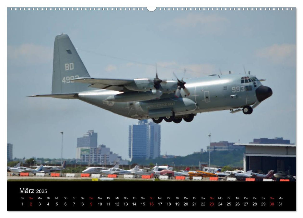 Militär Air-Cargo (CALVENDO Premium Wandkalender 2025)