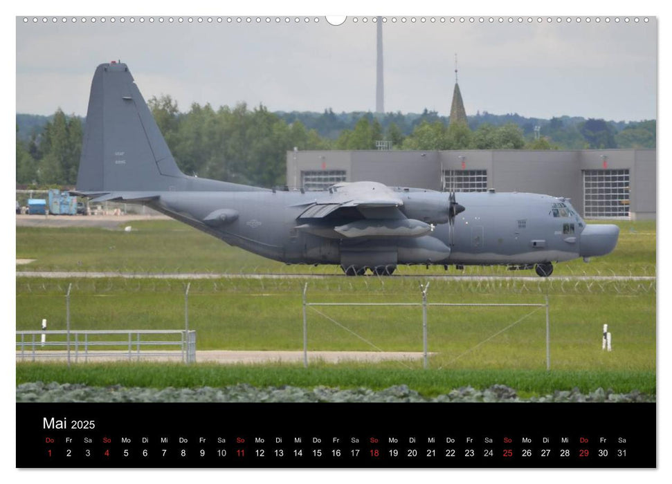 Militär Air-Cargo (CALVENDO Premium Wandkalender 2025)