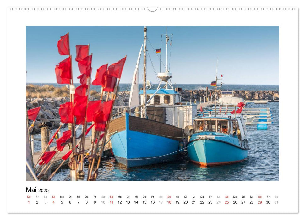 Ostsee - Spaziergang am Meer (CALVENDO Premium Wandkalender 2025)