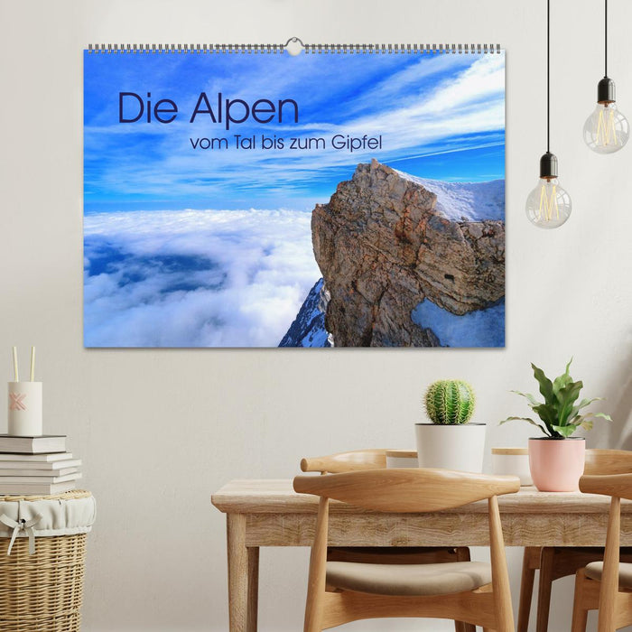 Die Alpen – vom Tal bis zum Gipfel (CALVENDO Wandkalender 2025)