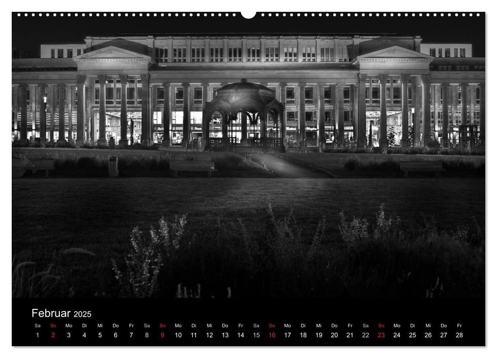 Stuttgart bei Nacht (CALVENDO Premium Wandkalender 2025)