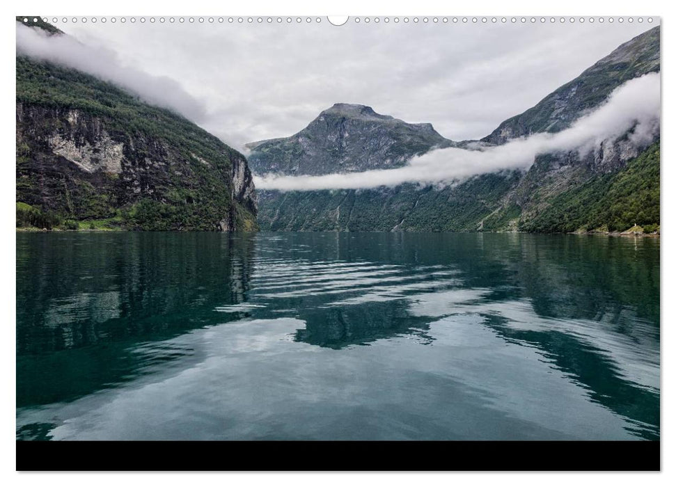 Norwegen - Unterwegs im Land der Berge, Trolle und Fjorde (CALVENDO Wandkalender 2025)