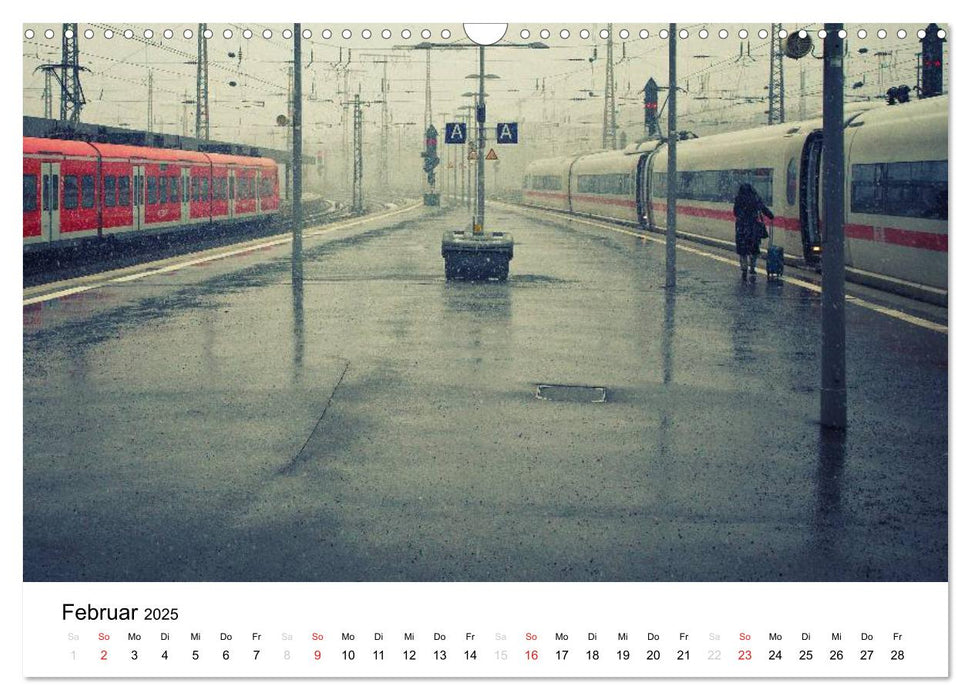 Auf eisernen Wegen - Faszination Bahn (CALVENDO Wandkalender 2025)