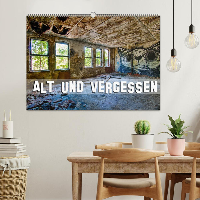 Alt und vergessen (CALVENDO Wandkalender 2025)