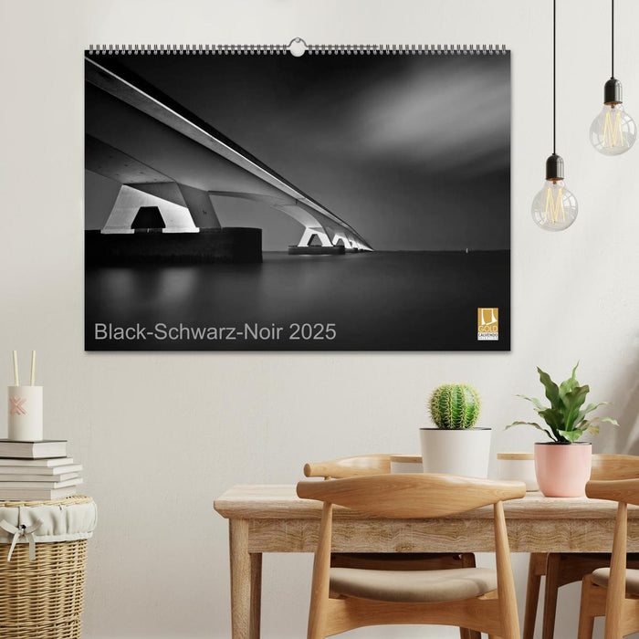 Black-Schwarz-Noir 2025 (CALVENDO Wandkalender 2025)