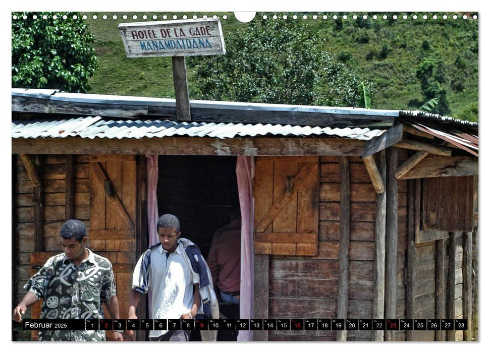 Mit der Eisenbahn durch Madagaskar (CALVENDO Wandkalender 2025)