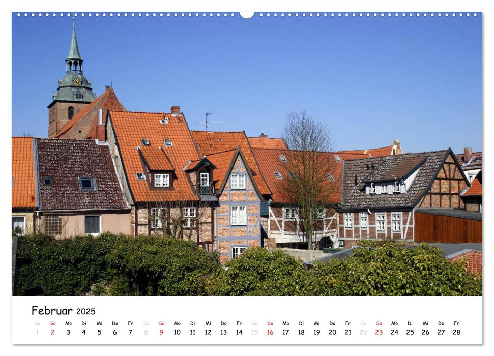 Lüneburg - Stadt der Giebel und Fachwerkhäuser (CALVENDO Premium Wandkalender 2025)