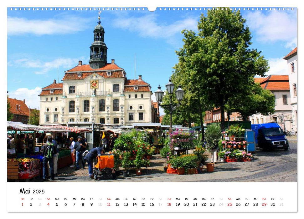 Lüneburg - Stadt der Giebel und Fachwerkhäuser (CALVENDO Premium Wandkalender 2025)