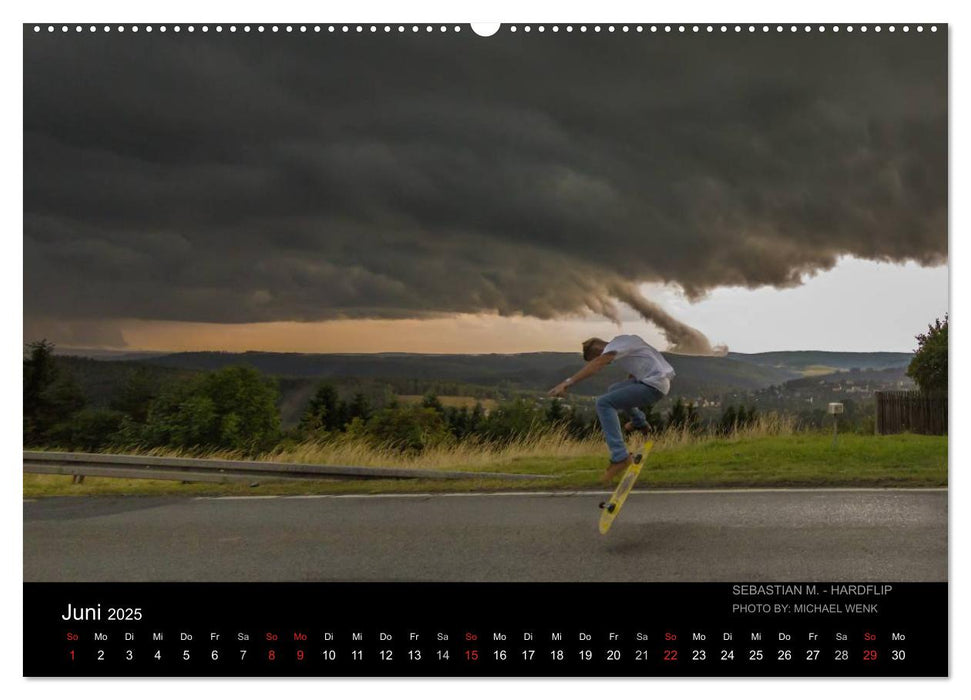 it's Skateboarding - Unterwegs (CALVENDO Premium Wandkalender 2025)