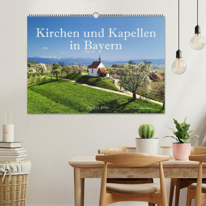 Kirchen und Kapellen in Bayern (CALVENDO Wandkalender 2025)