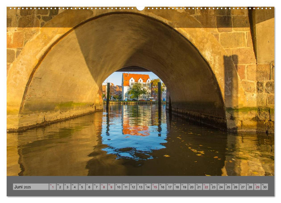 Ansichten der Lübecker Altstadtinsel (CALVENDO Wandkalender 2025)