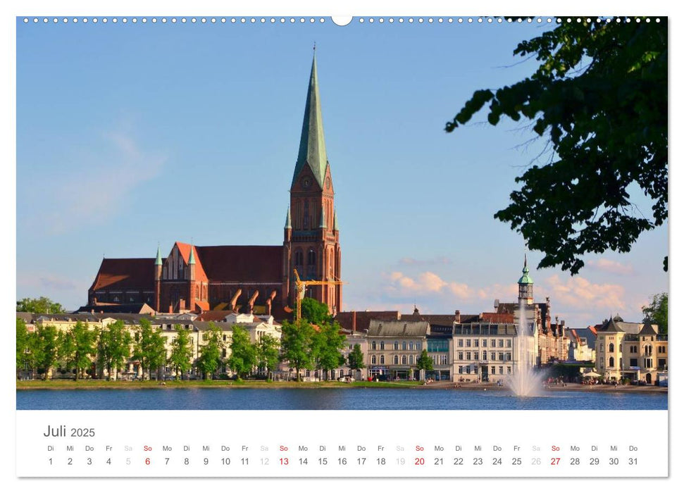 Schwerin - Impressionen (CALVENDO Premium Wandkalender 2025)