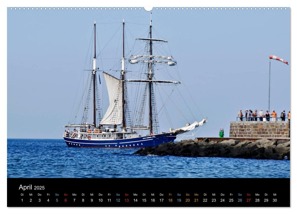 Warnemünde - Maritime Landschaften (CALVENDO Premium Wandkalender 2025)